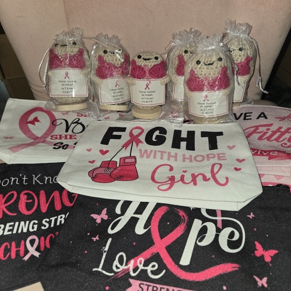 (1) Breast Cancer Awareness Pouch and Supportive Crochet Doll! Pink Gift - Picture 1 of 10